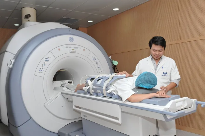 Chụp MRI khớp háng: Quy trình và chỉ định chụp cộng hưởng từ