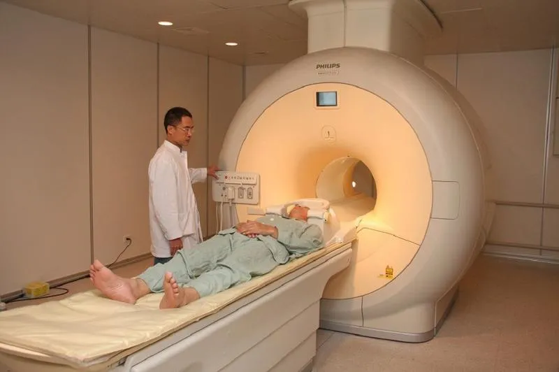 Chụp MRI tầm soát đột quỵ là gì? Ý nghĩa của chụp MRI trong ngăn ngừa đột quỵ