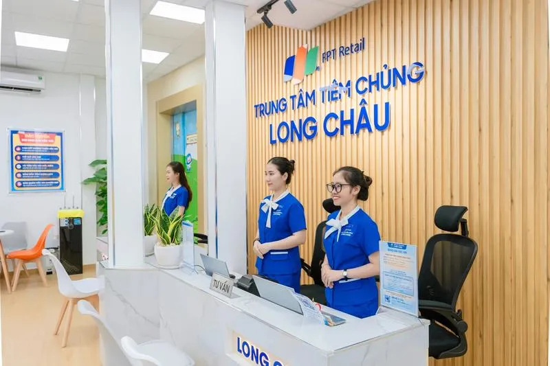 Danh sách các loại vắc xin cho người lớn cần phải tiêm phòng