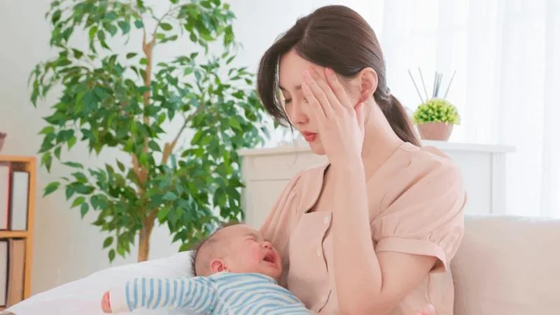 Giải đáp: Sinh mổ bao lâu thì được nằm sấp?