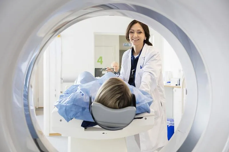 Phương pháp chụp MRI khớp vai là gì? Khi nào cần thực hiện chụp MRI khớp vai?