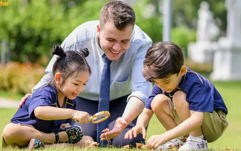 Tâm lý bất ổn ở trẻ em có nguy hiểm không? Cha mẹ nên làm gì để giúp con