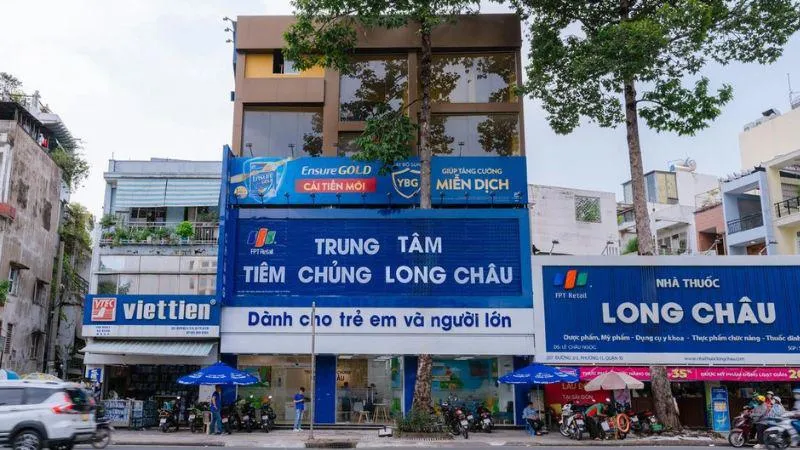 Tiêm bạch hầu ho gà uốn ván có sốt không?