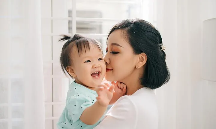 Trẻ 23 tháng nặng bao nhiêu kg là bình thường?