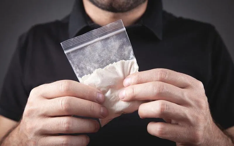 Đột quỵ não do sử dụng cocaine: Nguyên nhân và biện pháp phòng tránh