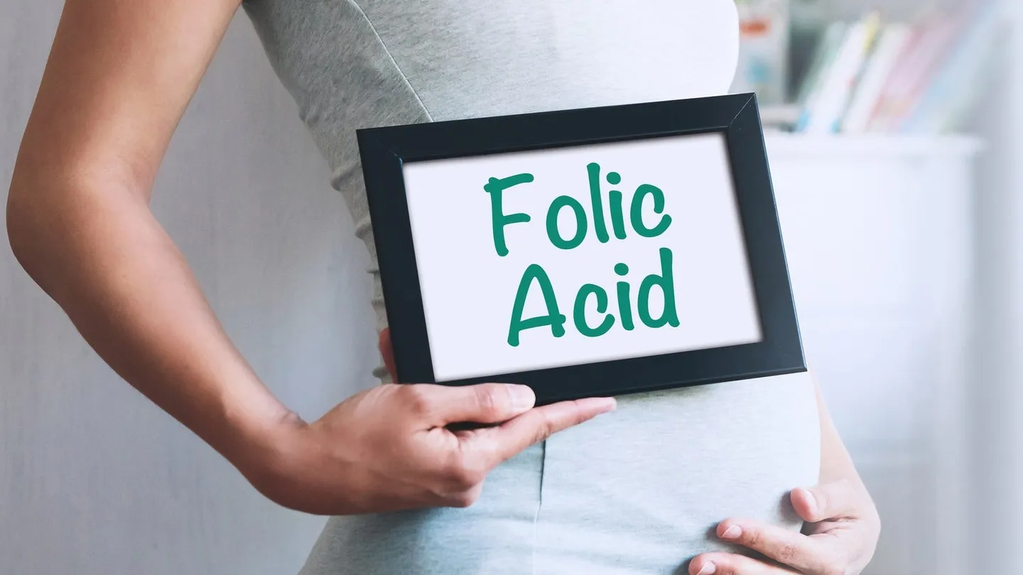 Tại sao phải bổ sung axit folic cho bà bầu?