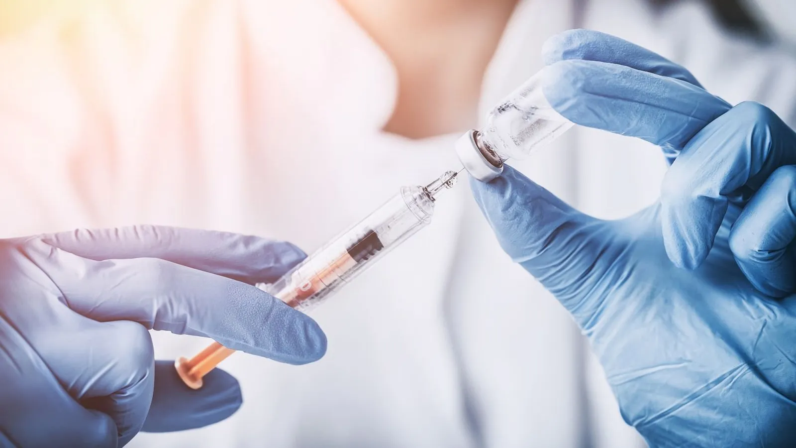 Trước khi tiêm vaccine viêm gan B cần xét nghiệm gì?